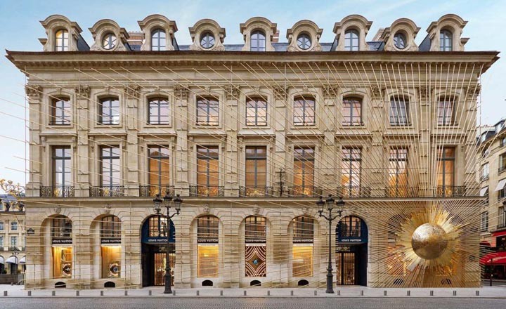 Louis Vuitton Paris Place Vendome’a Geri Döndü