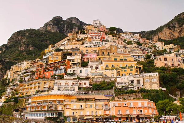 Dünyanın En Çok Fotoğraflanan Kumsalı Positano