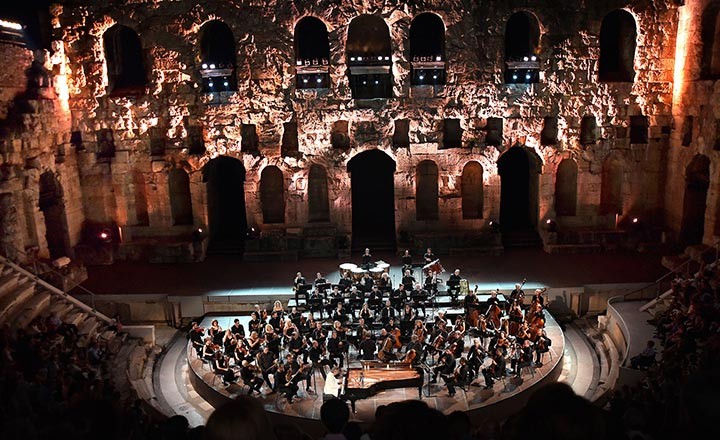 Atina’da Festival Zamanı: George Dalaras Konseri