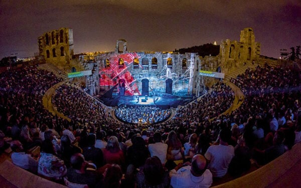 Atina’da Festival Zamanı: George Dalaras Konseri