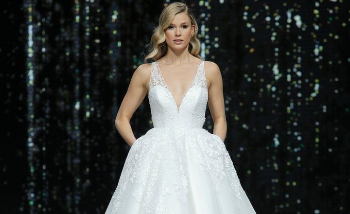 Pronovias 2020 İlkbahar/Yaz Gelinlik Modelleri
