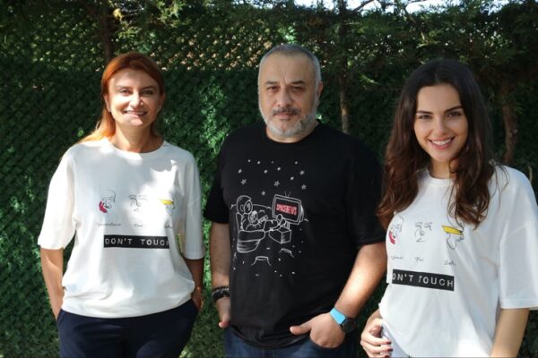 Türkiye'nin İlk Sosyal Markası: Zhoppers