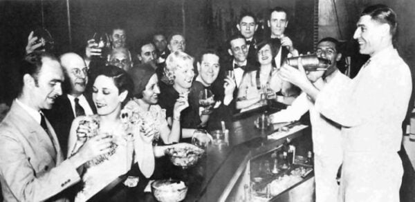 Herkesin Bildiği Sır: 1920’ler, Alkol Yasakları ve Caz