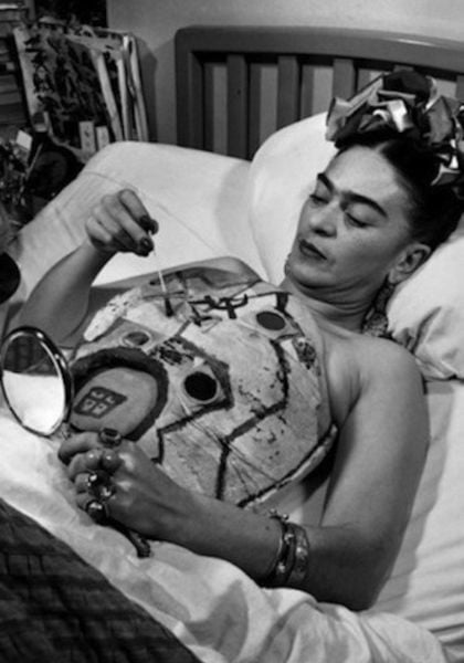 Frida Kahlo: Hayatı, Eserleri ve Bilinmeyenleri