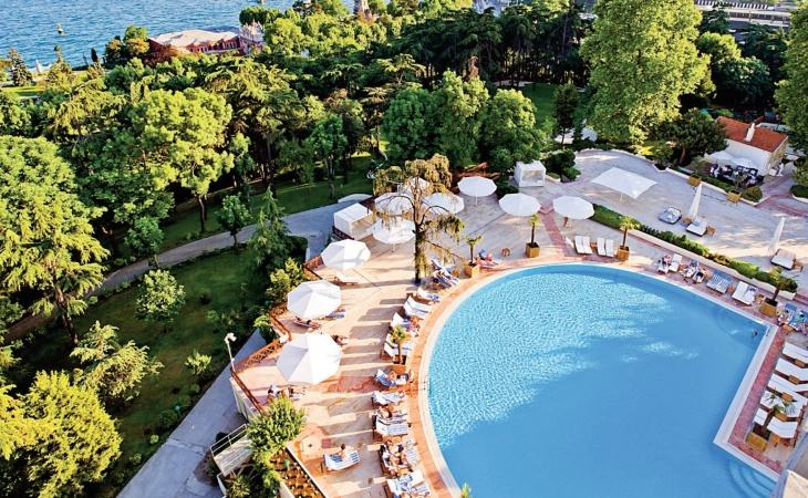İstanbul'un En İyi Havuzları