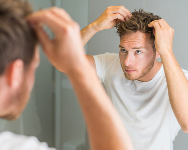 Erkeklerde Saç Seyrelmesinin Önüne Geçmenin Yolları