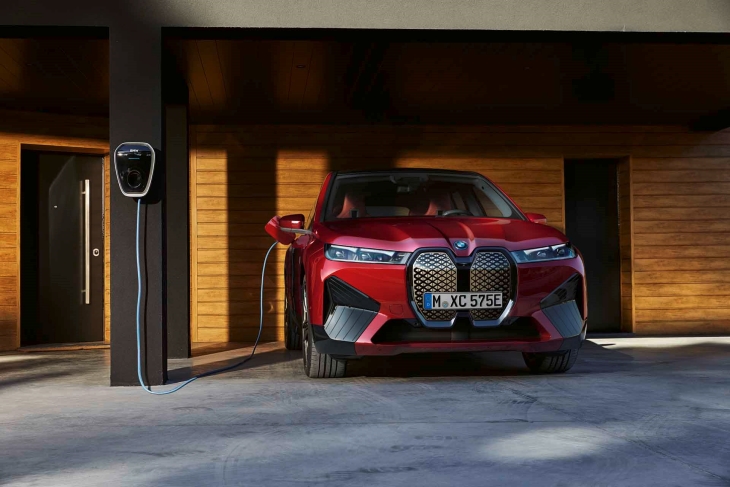 Yeni Bir Çağın Öncüsü Yeni BMW iX ile Elektromobilitede Lüks Tanımlanıyor