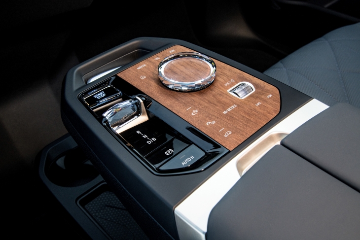 Yeni Bir Çağın Öncüsü Yeni BMW iX ile Elektromobilitede Lüks Tanımlanıyor