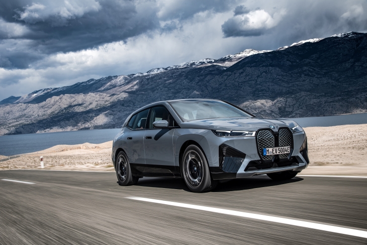 Yeni Bir Çağın Öncüsü Yeni BMW iX ile Elektromobilitede Lüks Tanımlanıyor