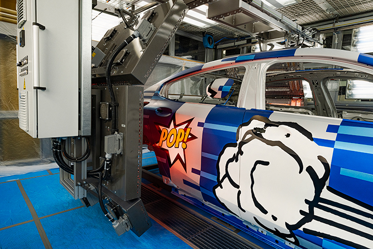 Jeff Koons'un Otomobili Sanat Eserine Dönüştüren BMW M850i x Drive Gran Coupé Tasarımı