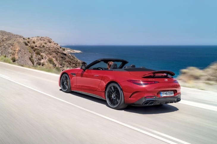 Yeni Mercedes-AMG SL Hakkında Bilmeniz Gerekenler