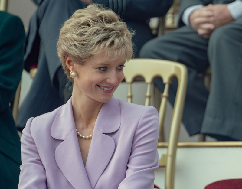 Leydi Diana Kostümleriyle The Crown İncelemesi