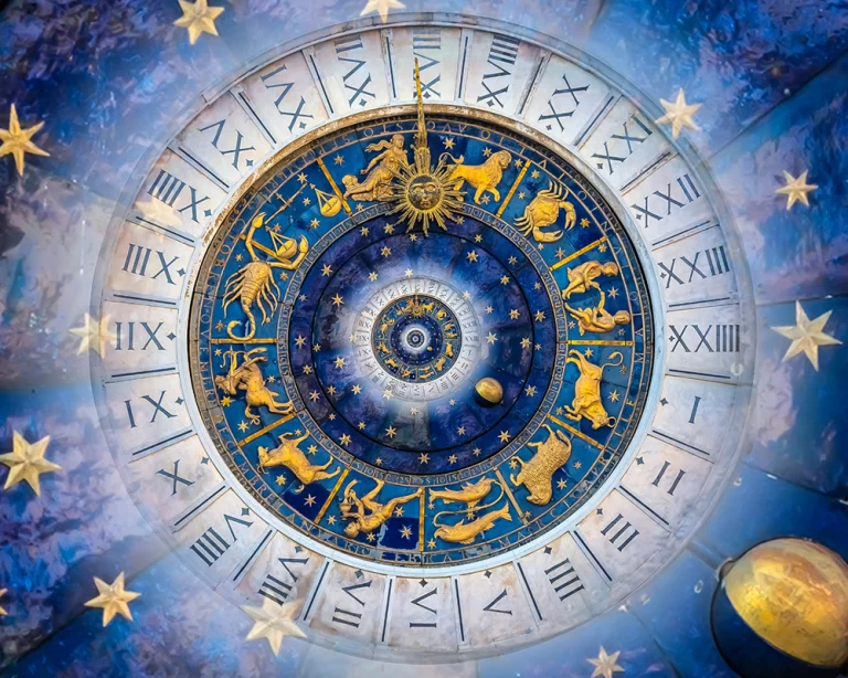 Duygu Demir'den 2023 Astroloji Yorumları