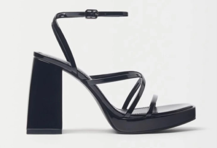 2022'nin En Güzel Sandalet Modelleri