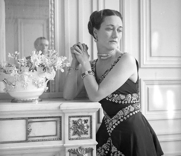 Cecil Beaton’dan Mücevherli Kadınlar Sergisi
