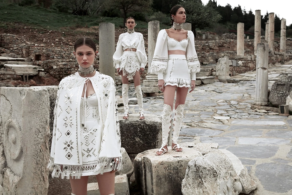 Türk Moda Tasarımcıları: Zeynep Tosun