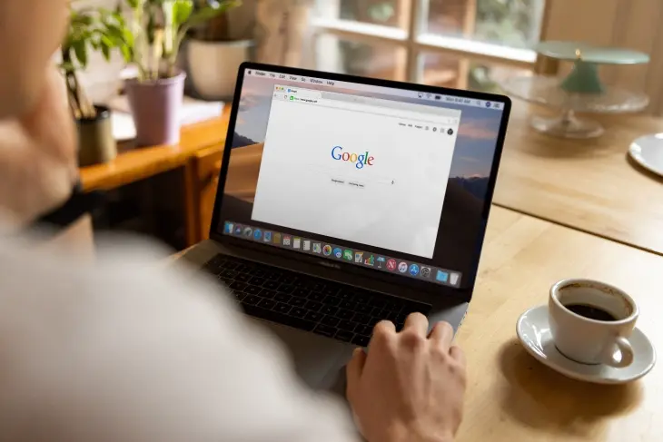 Google Hakkınızda Neler Biliyor ve Bunları Nasıl Silersiniz?