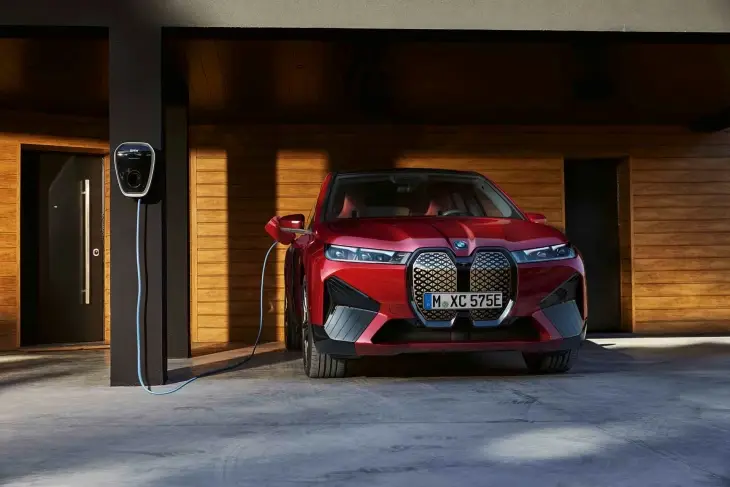 Elektrikli Mobilite: BMW iX