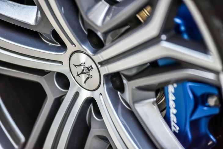 Maserati'nin Lüks ve Sportif SUV Modeli: Levante