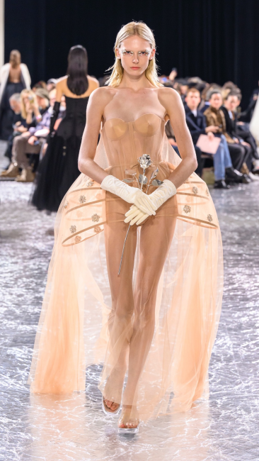 Paris Haute Couture İlkbahar 2024 Koleksiyonları