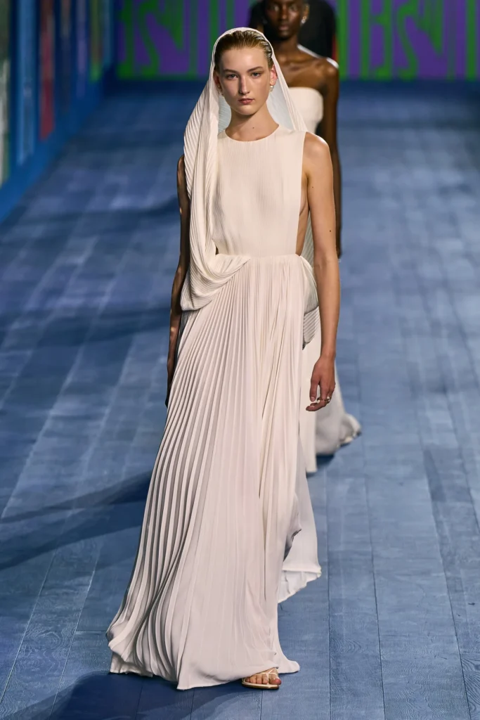 Dior'dan Antik Yunan Atletizmine Couture Dokunuşu
