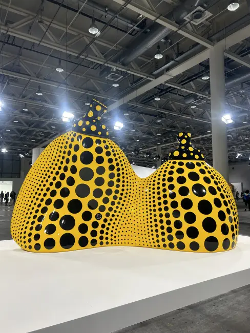 Sanatın Zirvesi: Art Basel 2024 Seçkileri