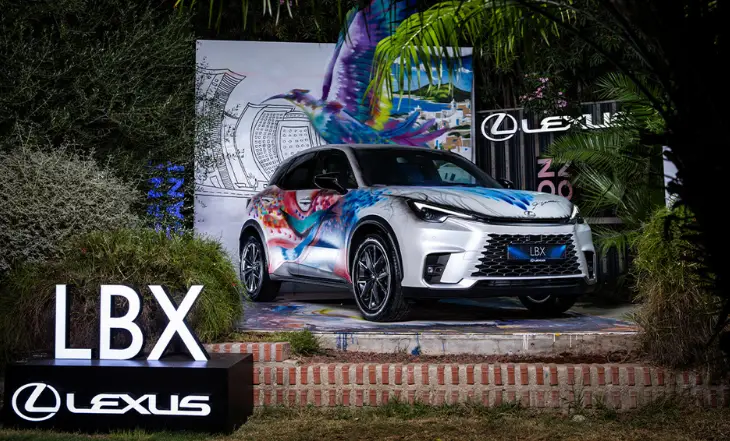 Lexus’un Sanatla Buluşan Yeni Yüzü: LBX Sofistike