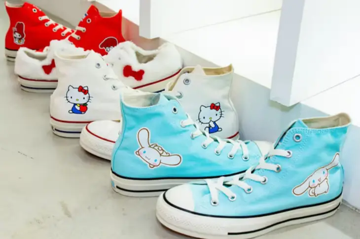 Hello Kitty'nin 50 Yıllık Büyüleyici Yolculuğu