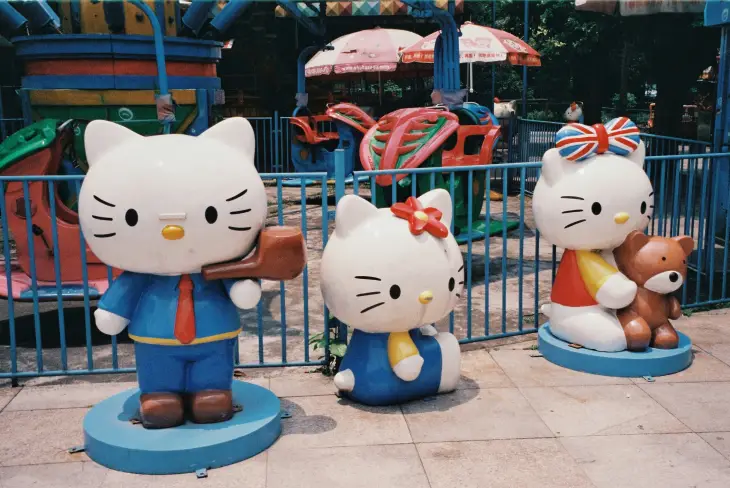 Hello Kitty'nin 50 Yıllık Büyüleyici Yolculuğu