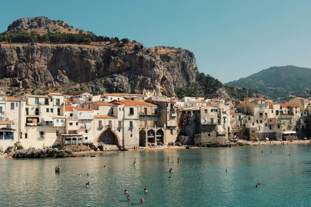 İtalya'nın Efsane Adası: Sicilya Seyahat Rehberi