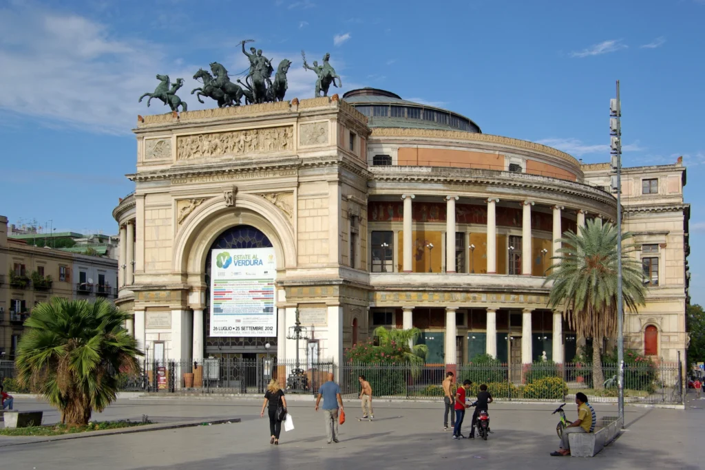 İtalya'nın Efsane Adası: Sicilya Seyahat Rehberi