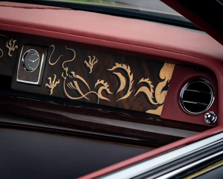 100 Yıllık Miras: Rolls-Royce Phantom Extended Dragon