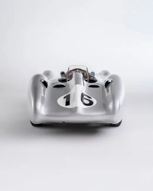 Formula 1 Tarihinin En Değerli Otomobili: Mercedes W196R