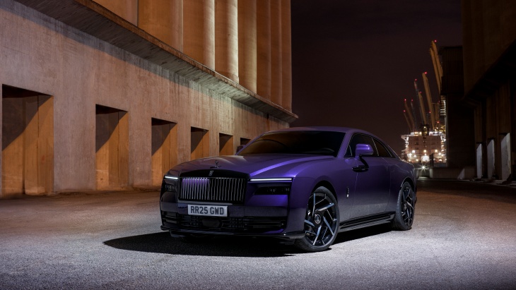 Gelmiş Geçmiş En Güçlü Rolls-Royce: Black Badge Spectre