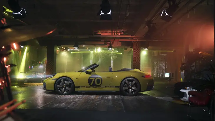 70’lerin Ruhunun Günümüzün Performansıyla Buluşması: Porsche 911 Spirit 70