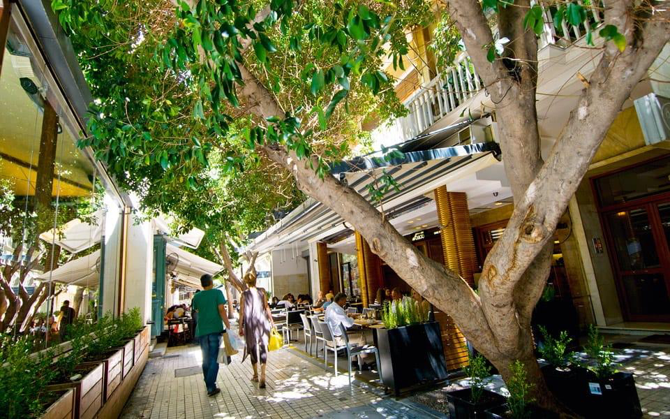 Atina Seyahat Rehberi: Komşuda Bir Kahve İçmenin Lezzeti