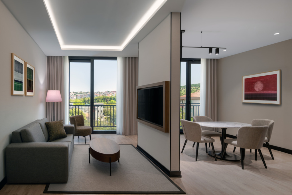 Altunizade Suites İstanbul, Curio Collection by Hilton: Gastronomi, Sanat ve Konforun Yeni Buluşma Noktası