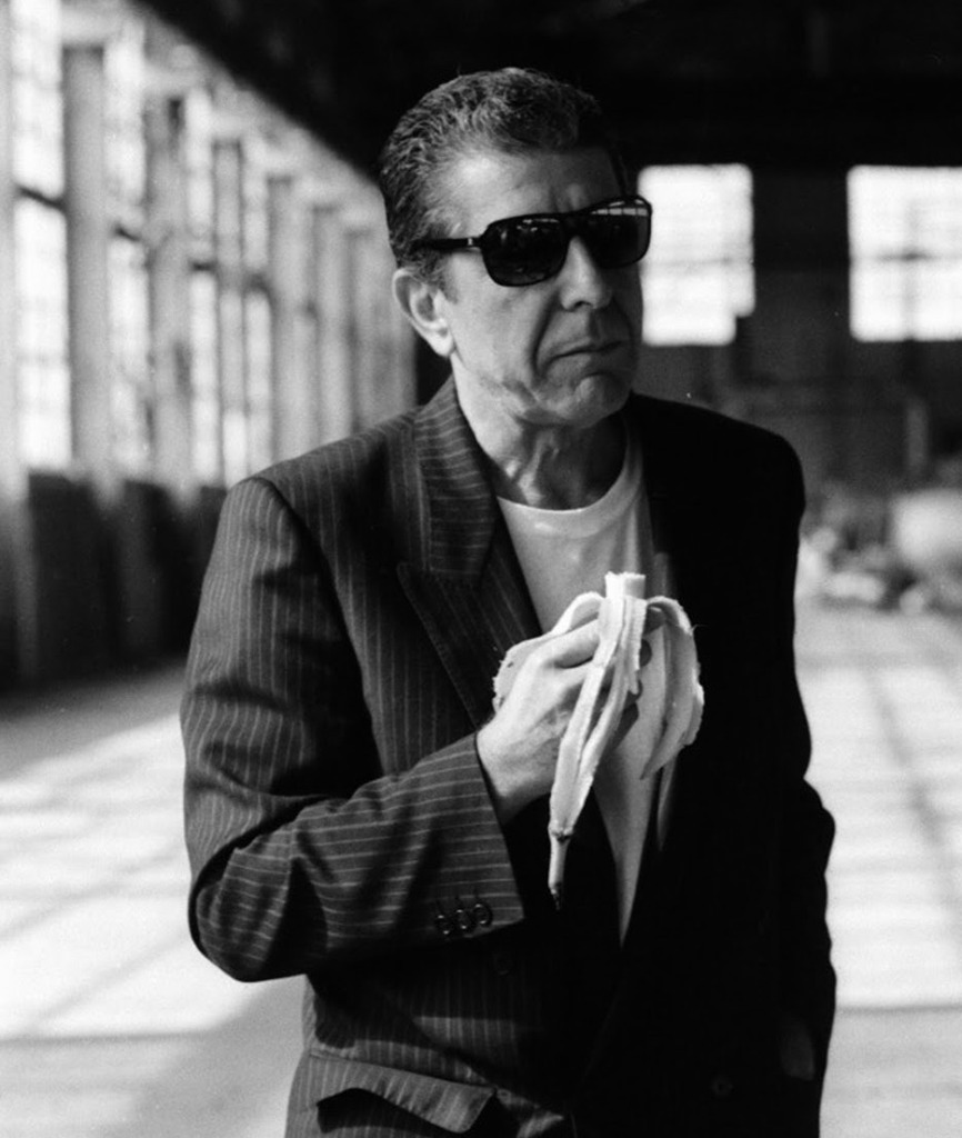 Leonard Cohen’in İzinde Hydra Adası: Dilan Çiçek Deniz