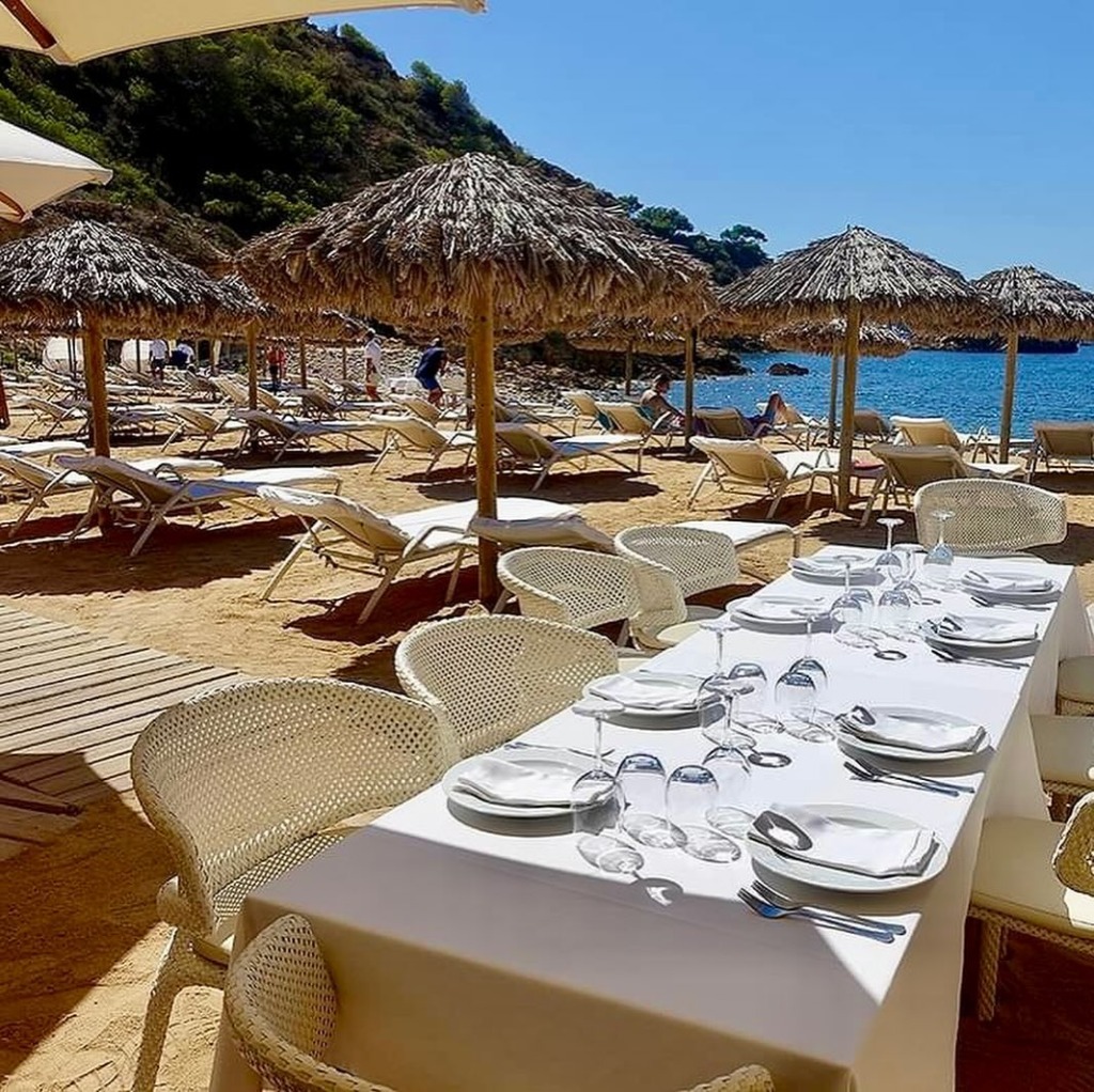 İbiza Seyahat Rehberi: Güneş, Müzik ve Sınırsız Enerji