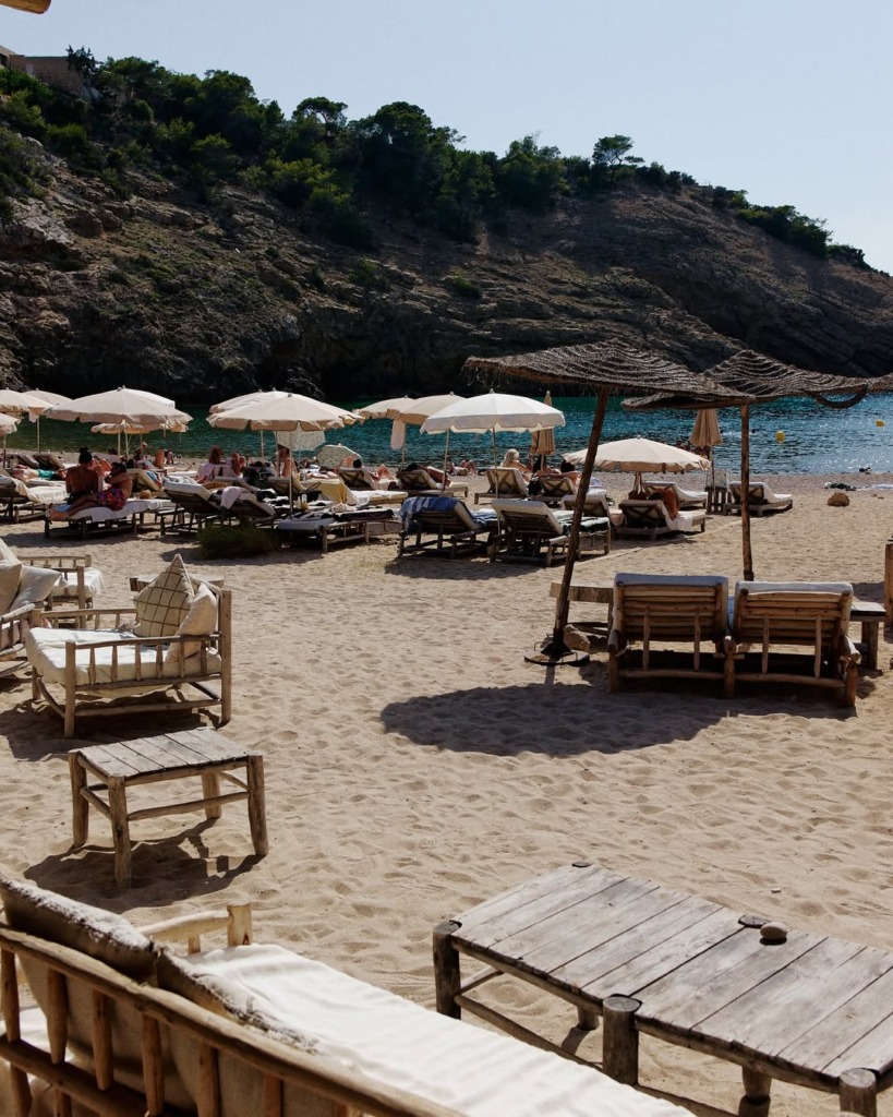İbiza Seyahat Rehberi: Güneş, Müzik ve Sınırsız Enerji