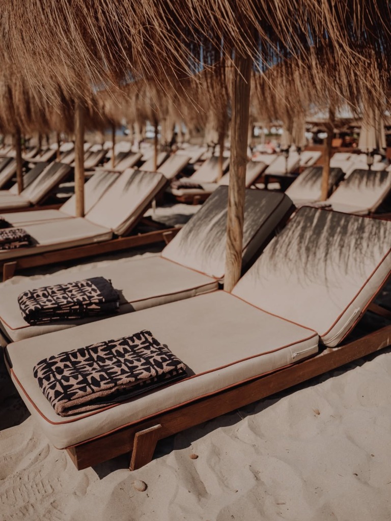 İbiza’nın En İyi Beach Club’ları ve Gece Kulüpleri