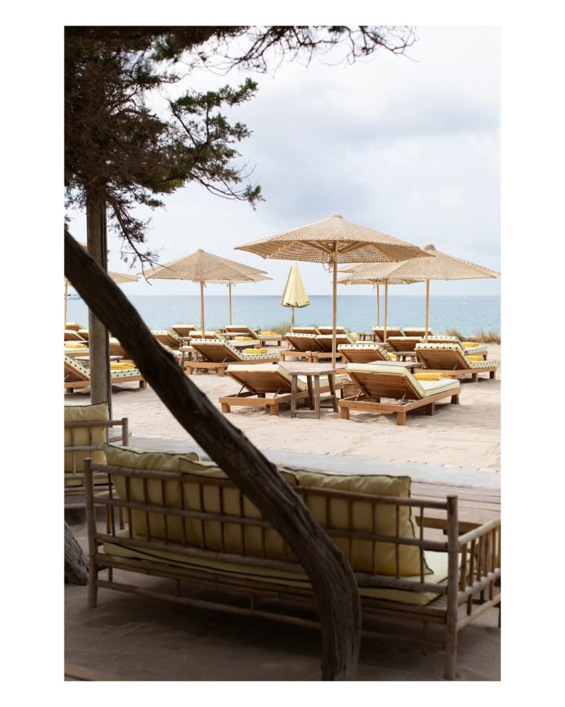 İbiza’nın En İyi Beach Club’ları ve Gece Kulüpleri