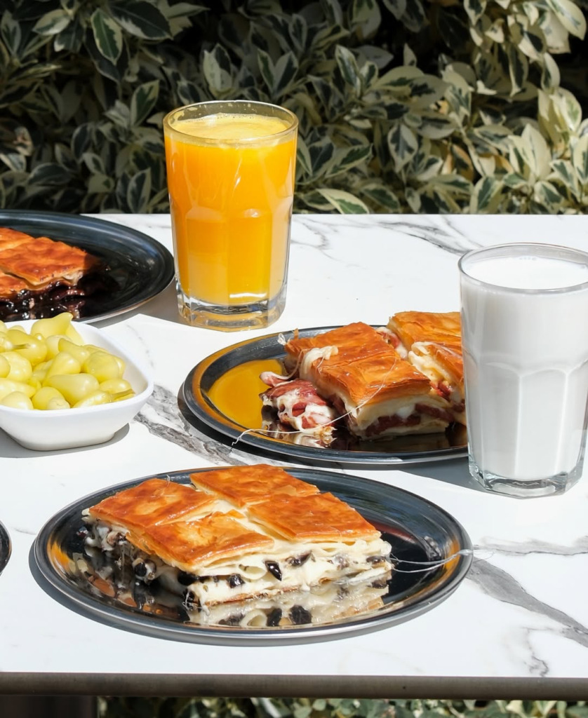 Levent Börek, pastırmalı börek