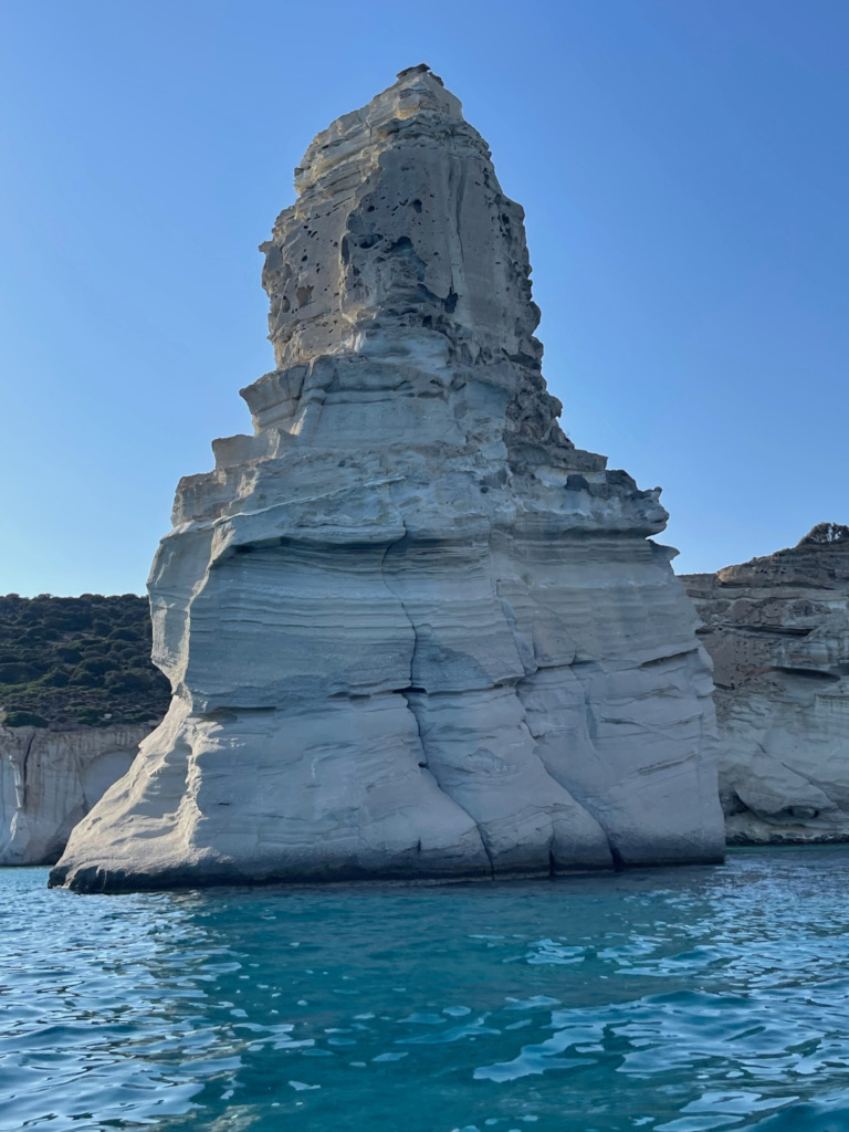 Kiklad Adaları’nda Üç Kardeş: Milos, Folegandros, Sifnos