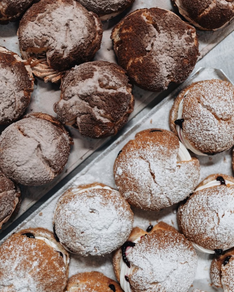 Hygge Coffee & Micro Bakery, alman pastası