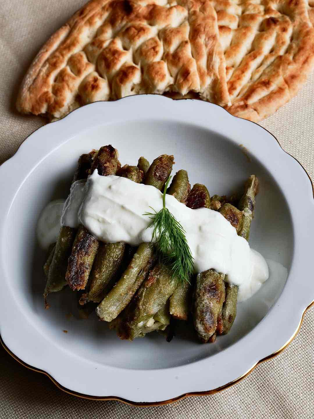Çiya Sofrası pide ve sebze tabağı