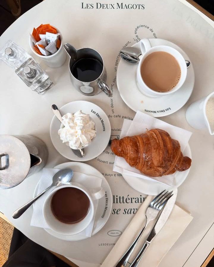 Les Deux Magots'da ikonik sıcak çikolata