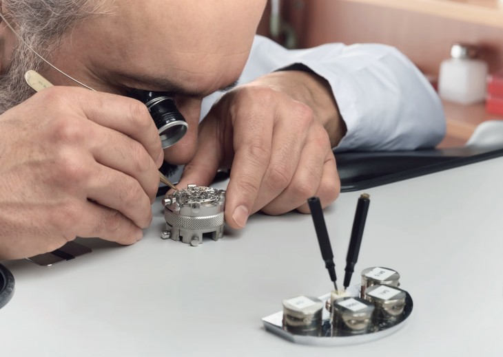 Rolex saat yetkili servis, mekanizma bakımı, lüks otomatik saat bakımı, Rolex saat ustası
