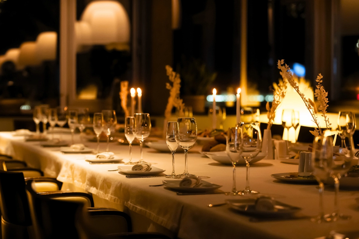 İlk Buluşmadan Yıldönümüne: İstanbul’un En Romantik Restoranları